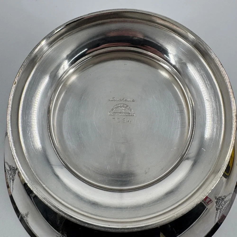 Wilcox Silver Plate Co Duchesse Footed Centerpiece Bowl Silver‎ 10in Ornate 7034